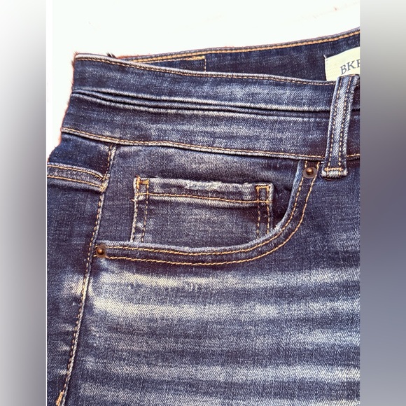 BKE Parker Universal Fit Highrise Tailored Bootcut 32 x 29 1/2” New no tag - Picture 14 of 16